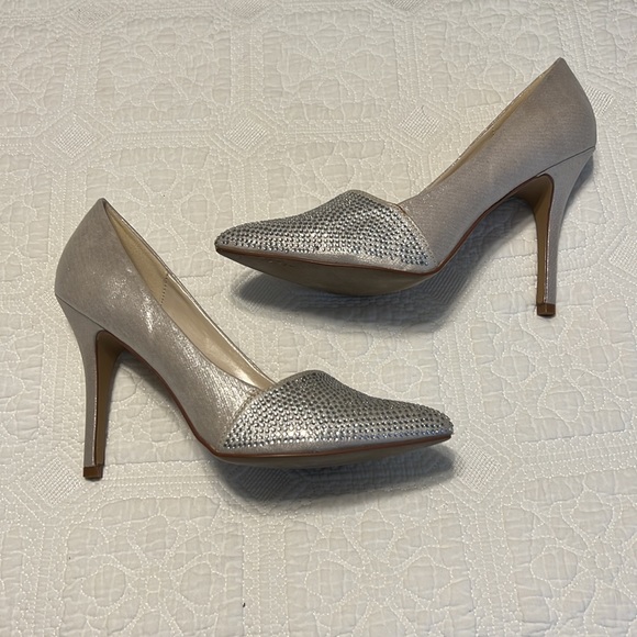 Heels - Picture 3 of 6